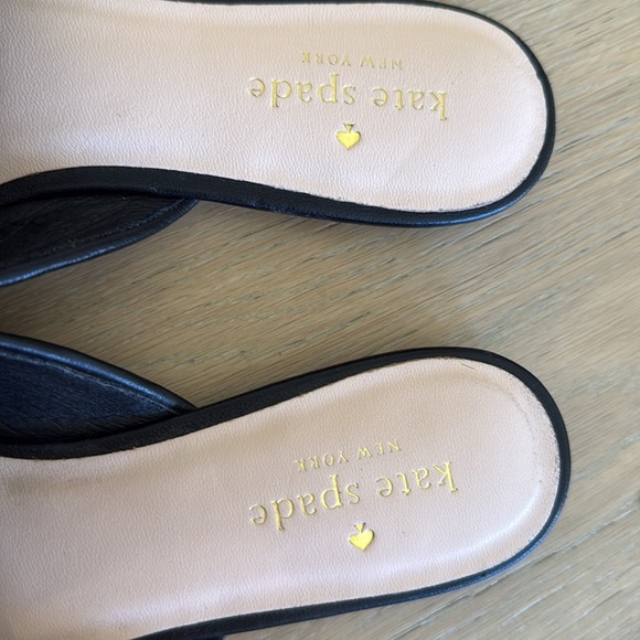 Kate Spade Black Leather Mules w/ Bow Women's 5 - Picture 2 of 5